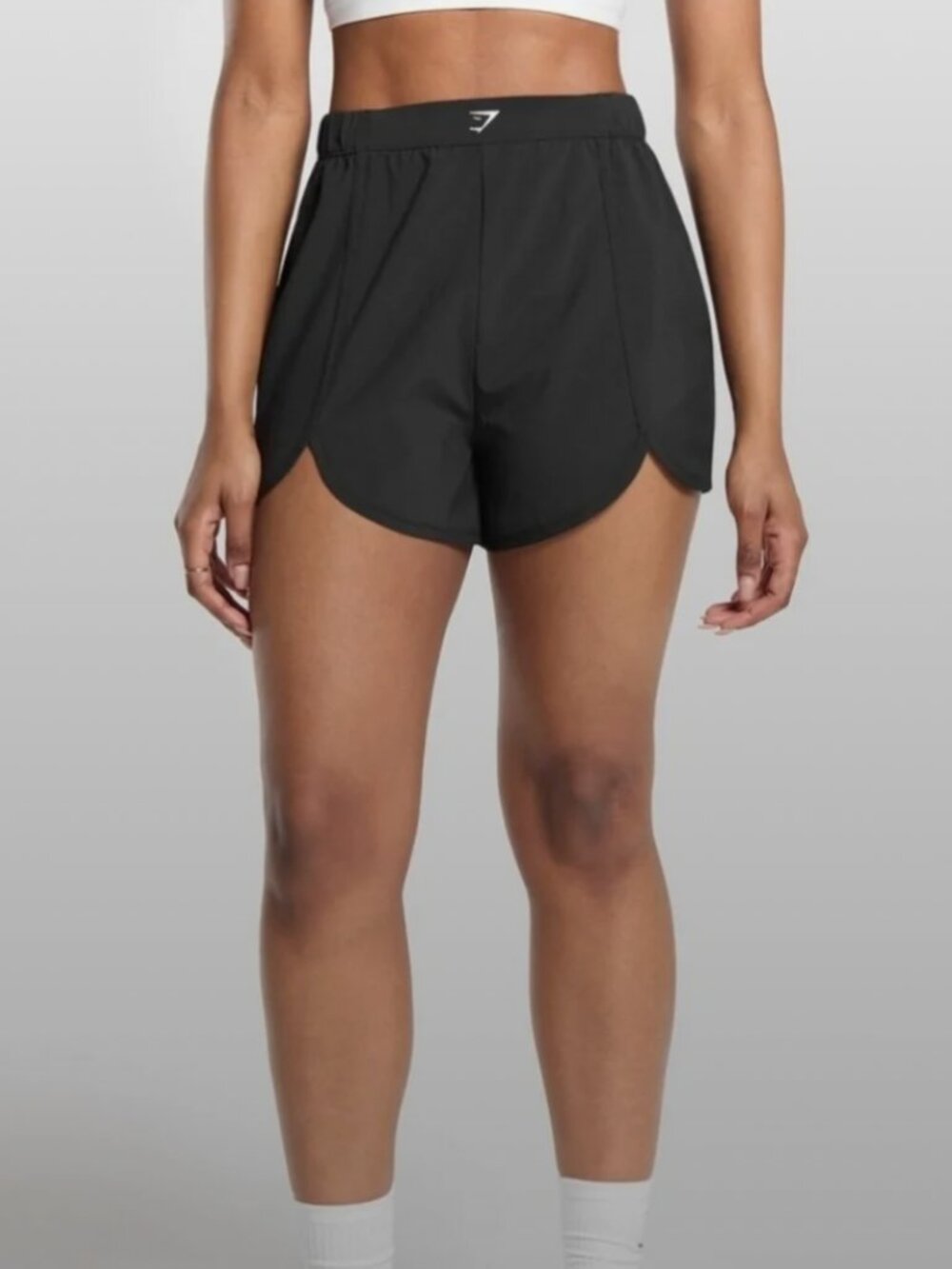 GYMSHARK Women's Scallop Hem Shaped Shorts Small Black NEW SOLD OUT NWT